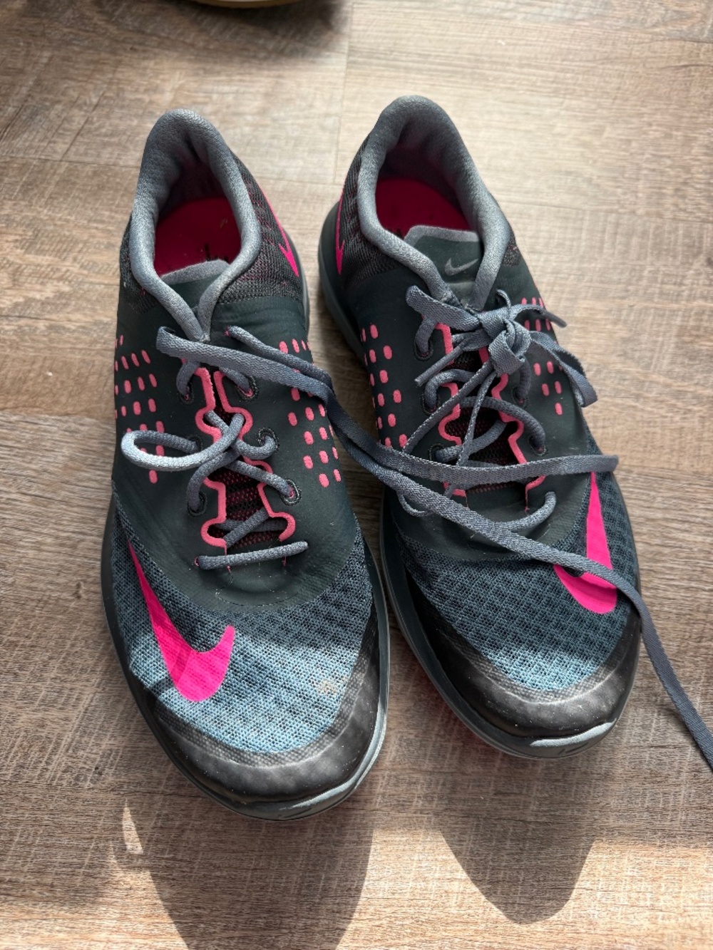 Women’s Nike size 7.5